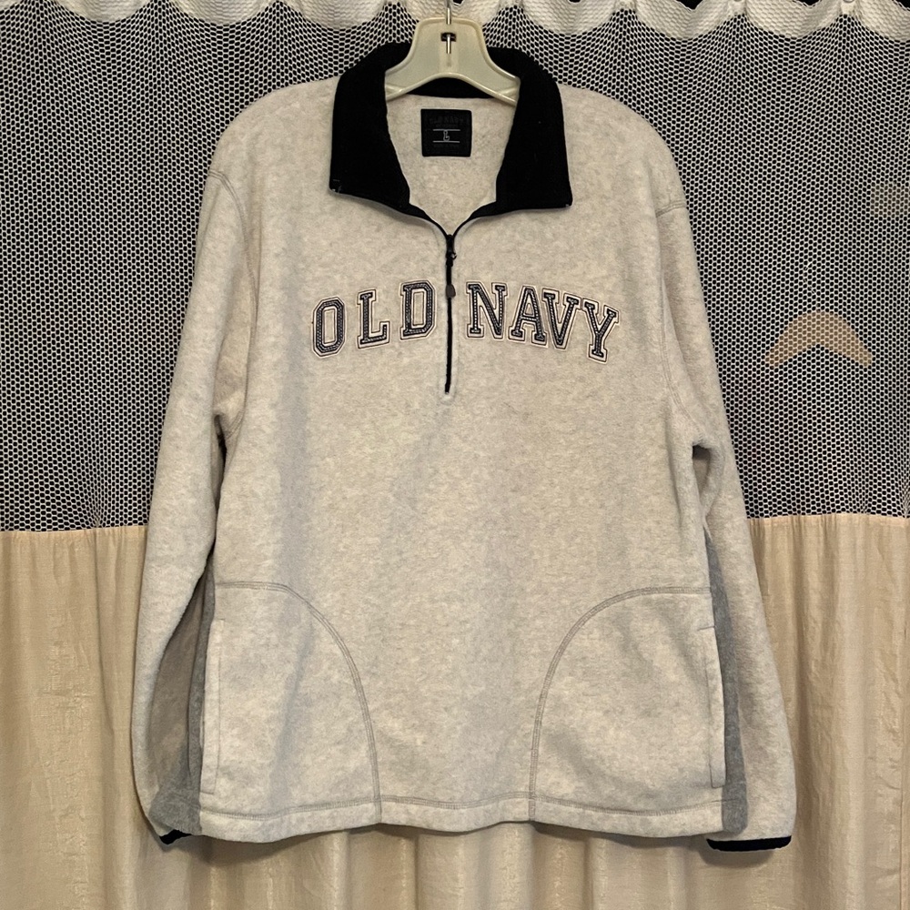 Old Navy Light Gray and Black Quarter-Zip Sweatshirt